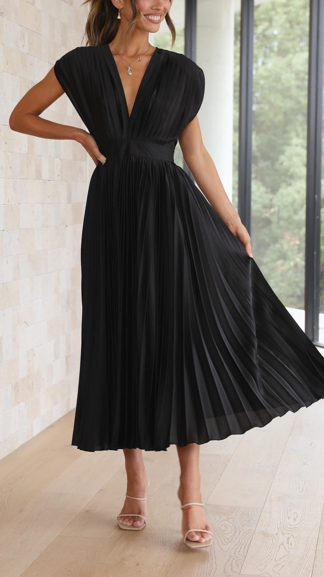 Kaitlyn | Women's Pleated V Neck Midi Wedding Guest Dress
