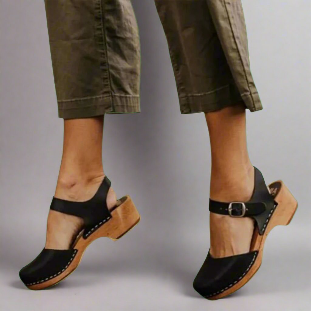 Luna | Women's Comfortable Sandals Closed Toe Ankle Strap Platform Clogs