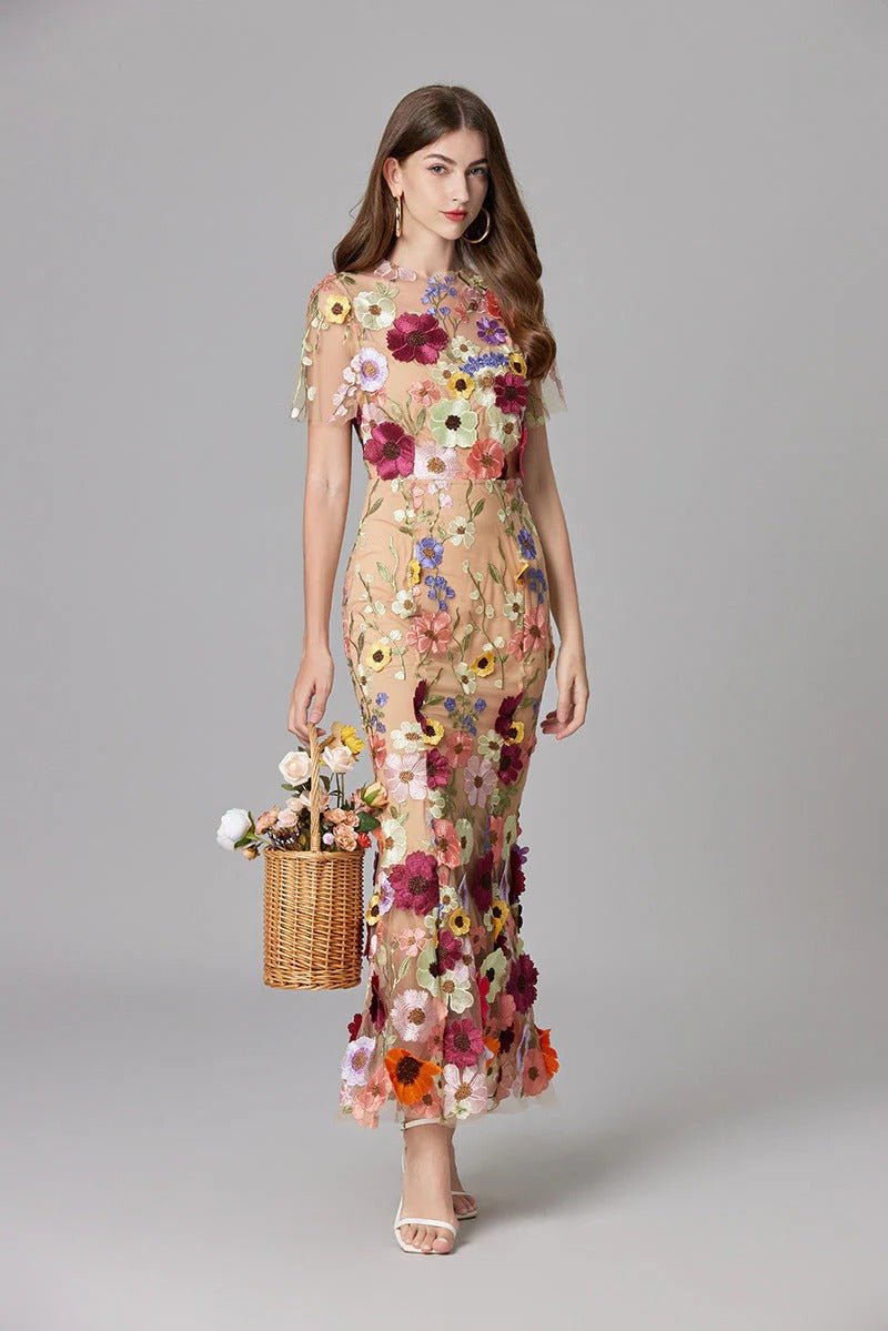 Scarlett | Women's Floral Applique Sleeveless Maxi Dress