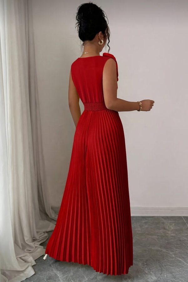 Charlotte | Women's Pleated Sleeveless Floral Applique Evening Gown