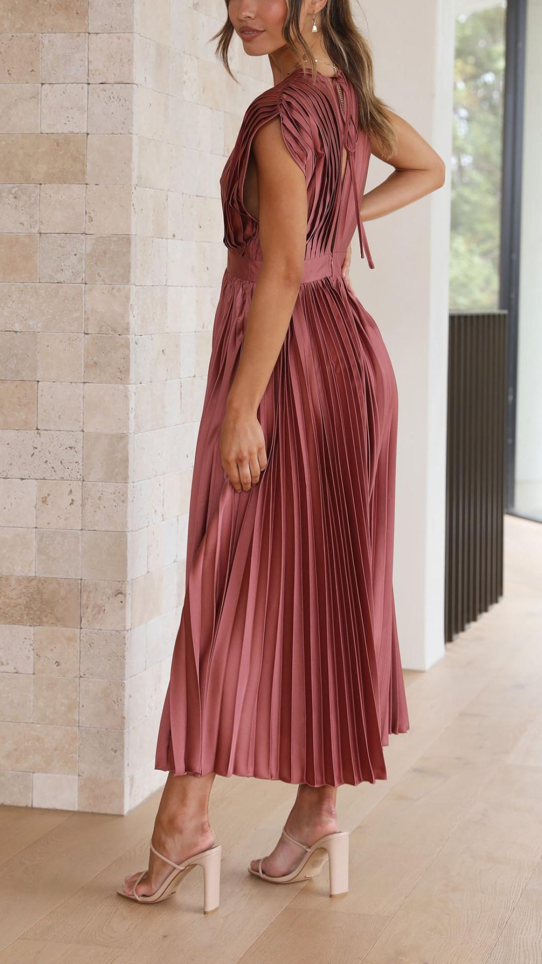 Kaitlyn | Women's Pleated V Neck Midi Wedding Guest Dress