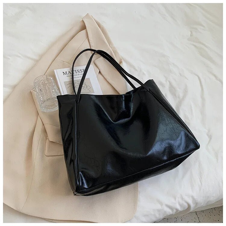 Scarlett | Women's Retro Large-Capacity PU Leather Shoulder Tote Bag