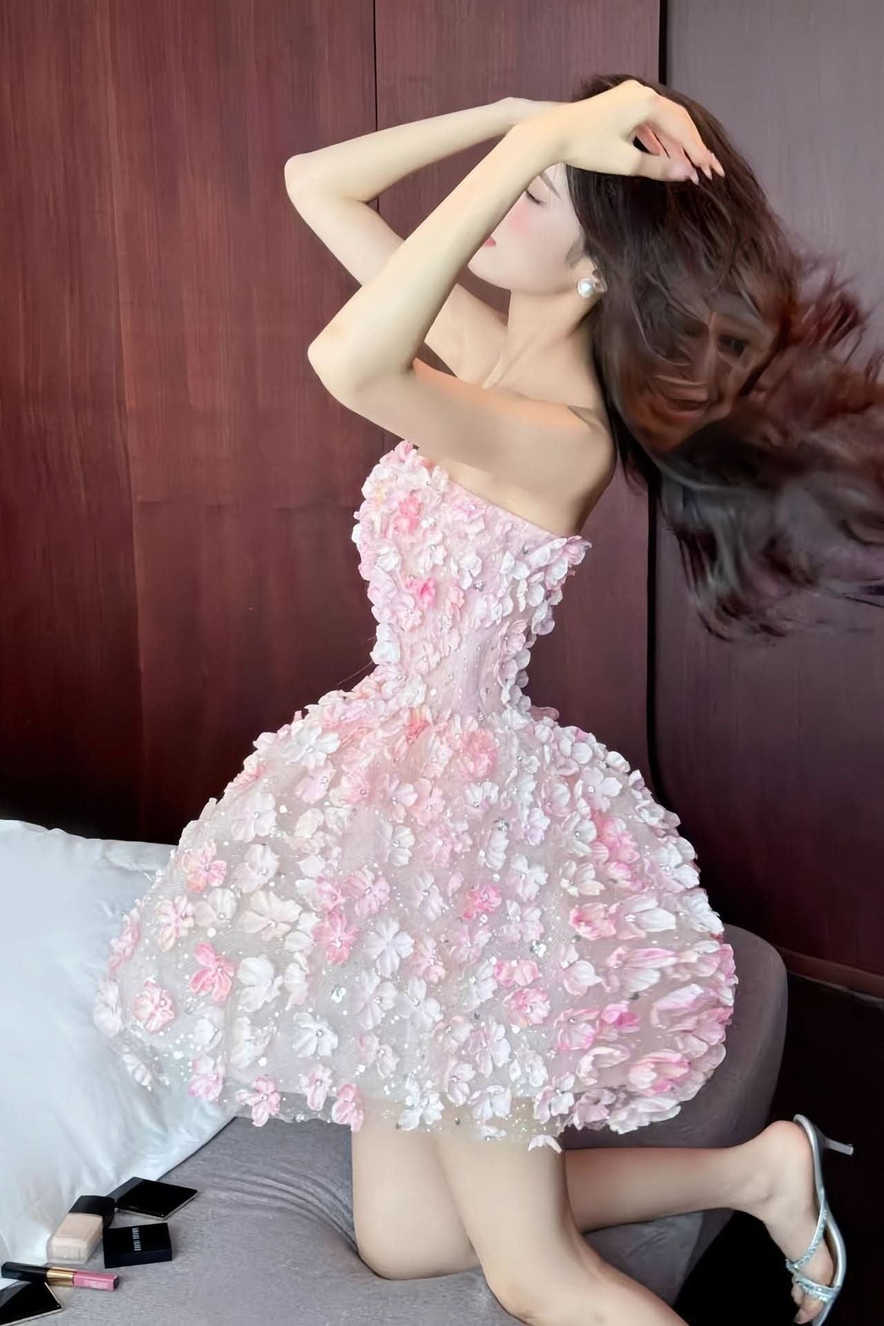Olivia | Women's Strapless 3D Floral Embellished Mini Cocktail Dress